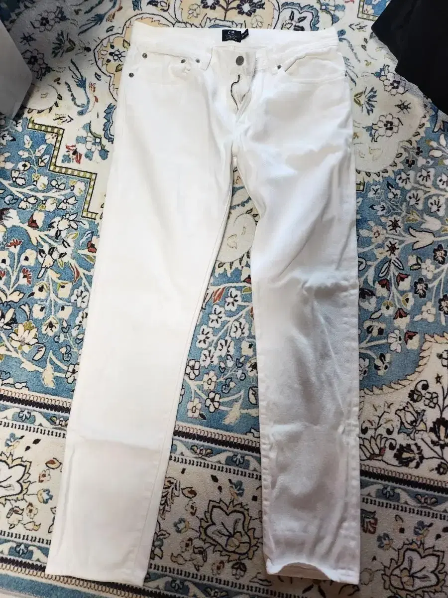 Club Monaco White Cream jin 30