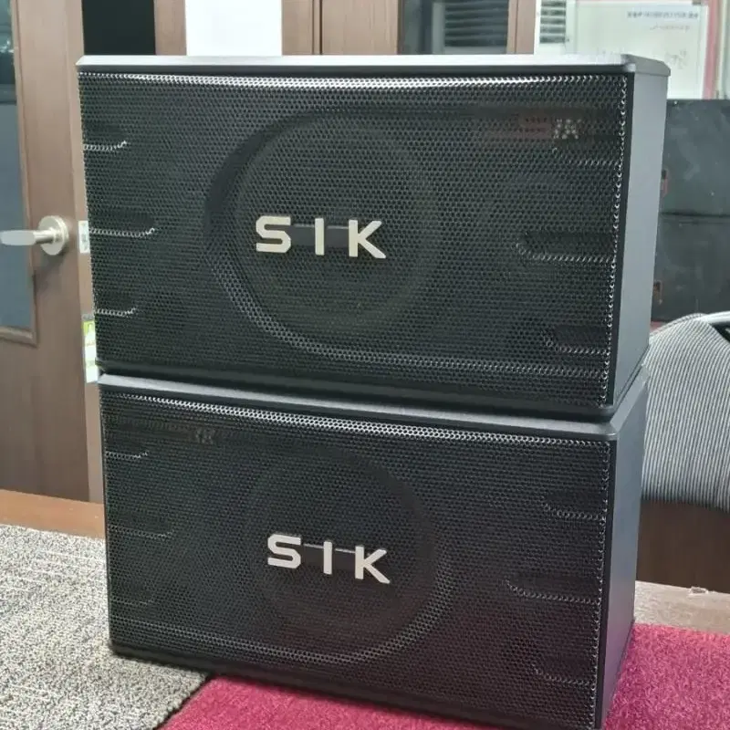 노래방스피커중고 SIK S84 8인치