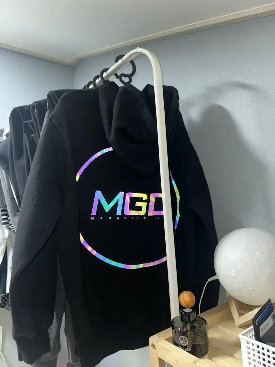 Mahagrid Rainbow Reflective Hoodie