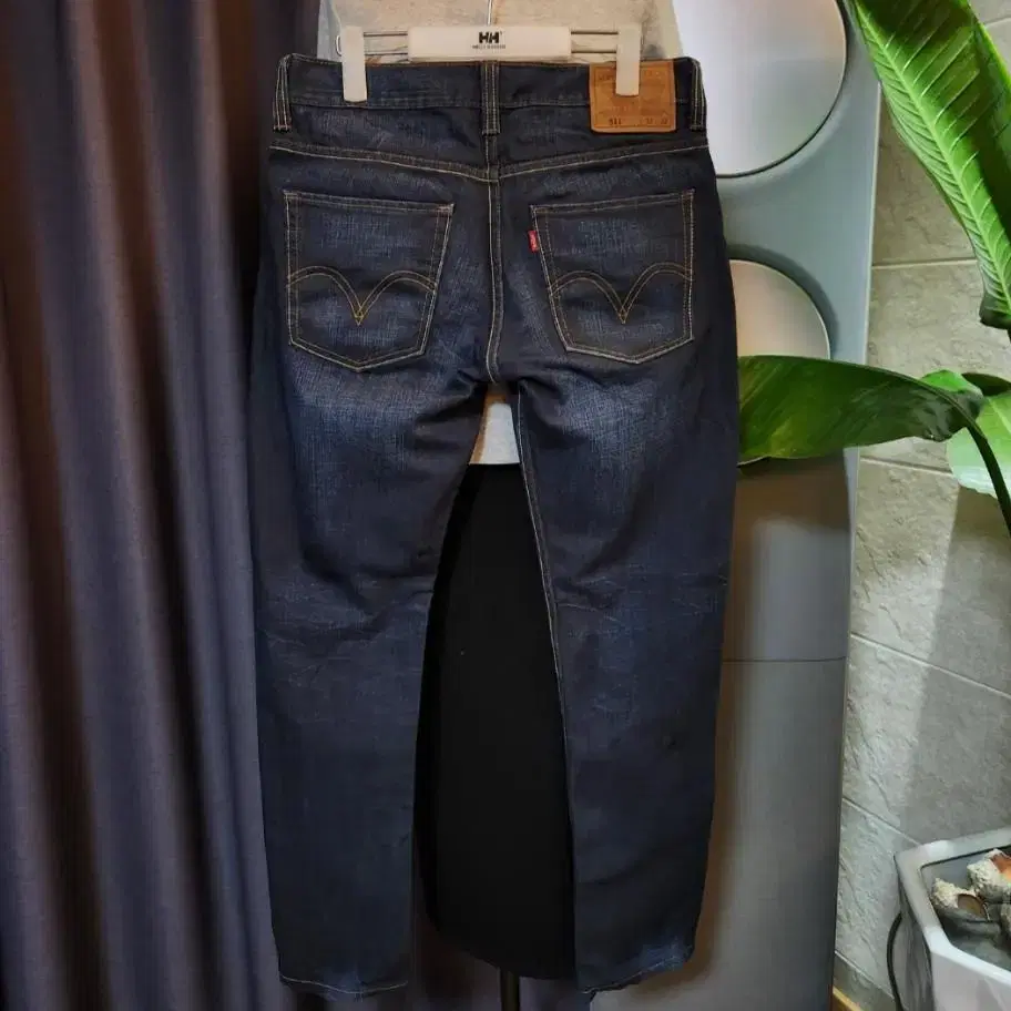 32.(새컨디션)Levi's 리바이스 511 워싱 청바지