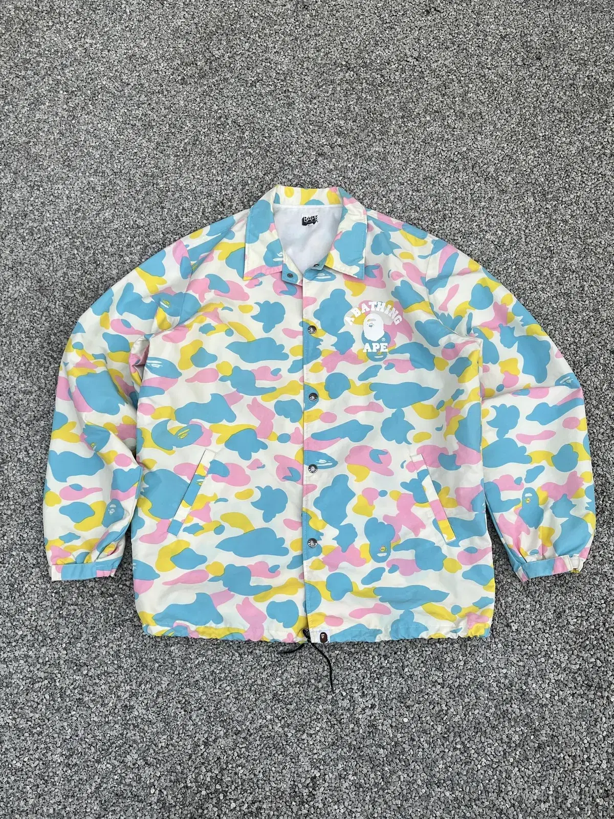 Vape Candy Camo Coach Jacket (L)