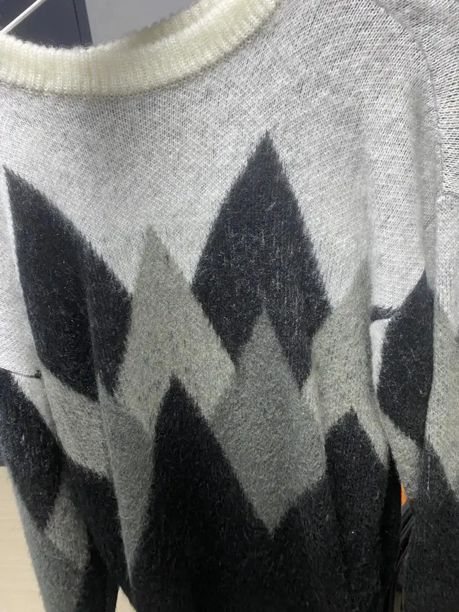 Dunitized Argyle Knit