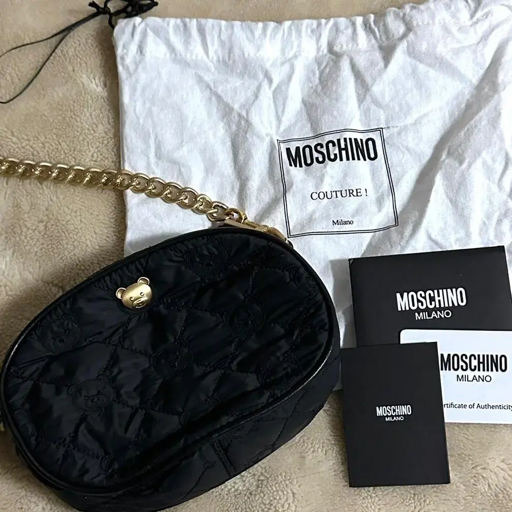 정품) MOSCHINO 모스키노 모스치노 테디 퀼트 퀼팅 나일론 크로스백