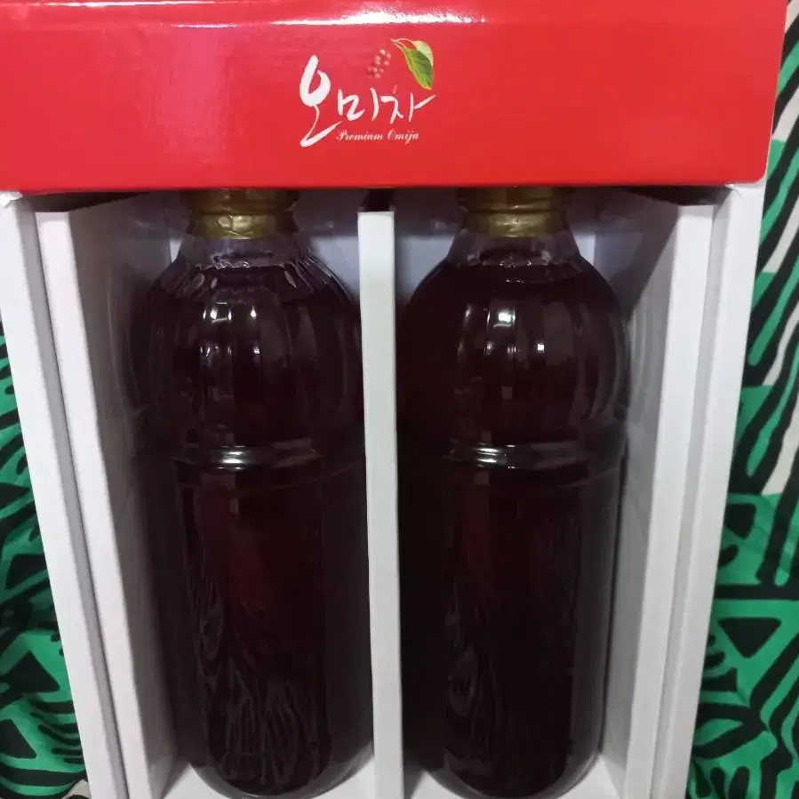 오미자원액 2000ml 판매합니다.