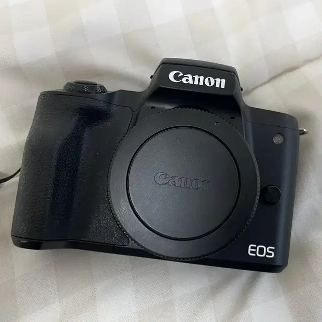 EOS M50(캐논 m50) 15-45mm+22mm 판매합니다.