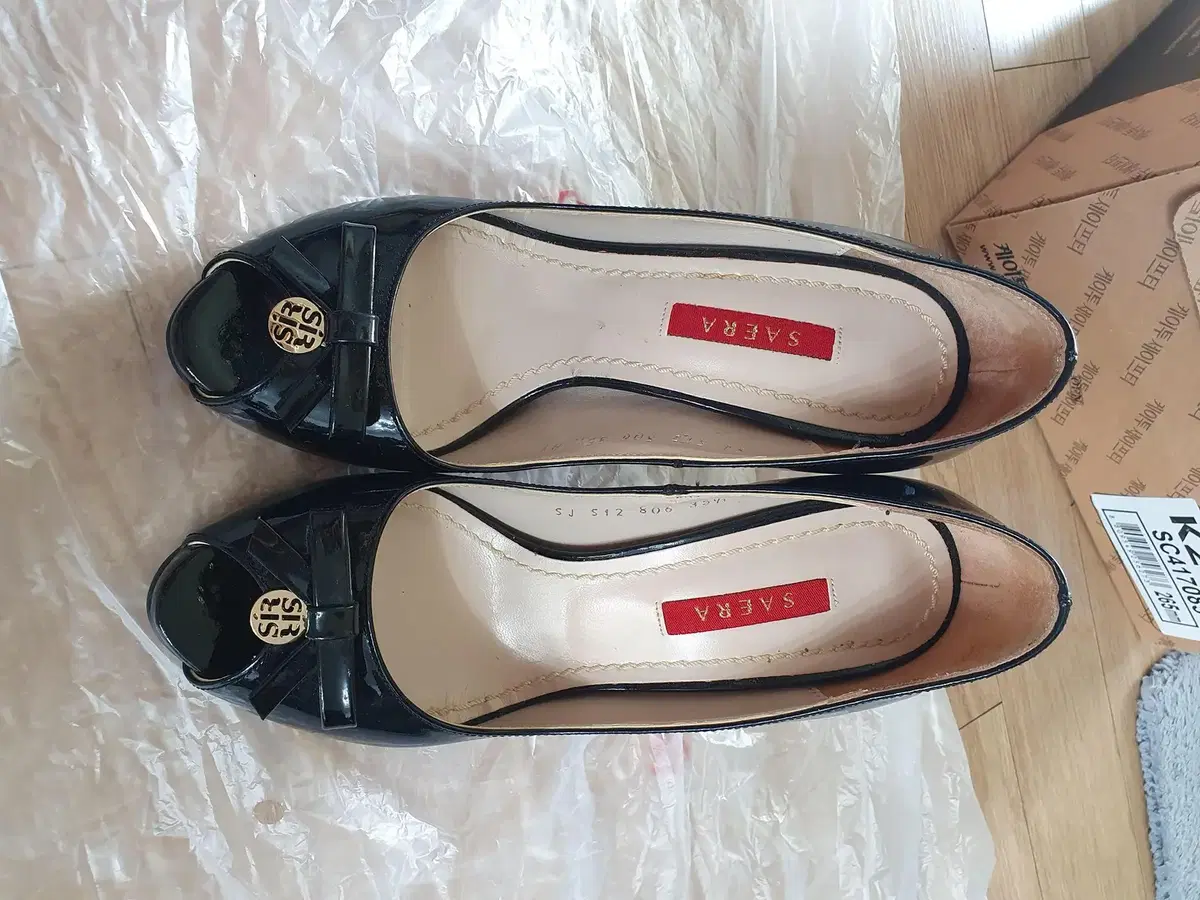 SAERA Women's Shoes Size 225