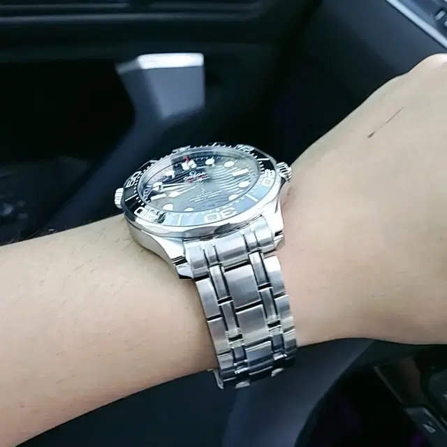 오메가 씨마스터 다이버 300 신형 검판블랙 42mm