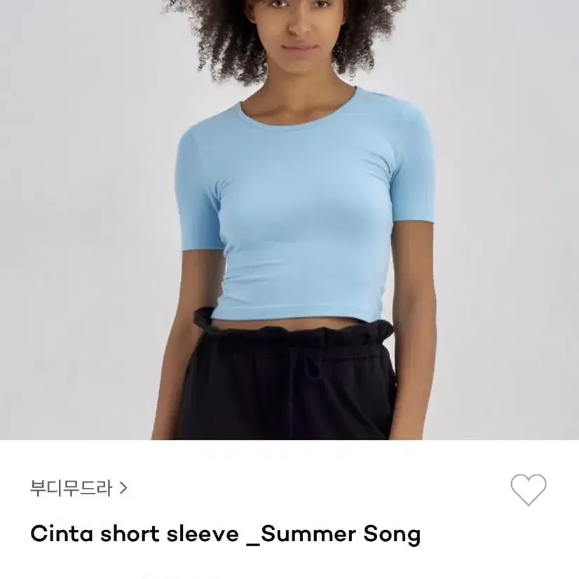 부디무드라 Cinta short sleeve S