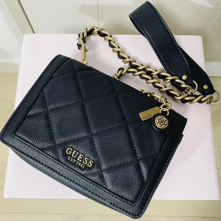 GUESS HM2A3A04 ABEY CROSSBODY FLAP