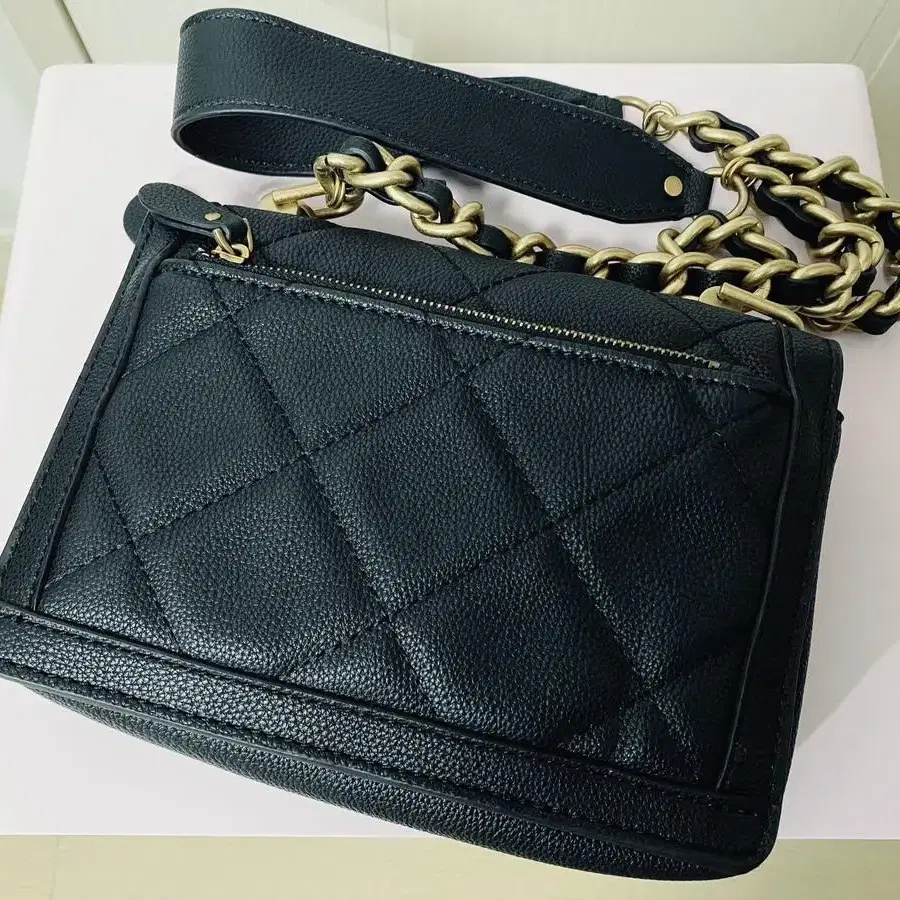 GUESS HM2A3A04 ABEY CROSSBODY FLAP