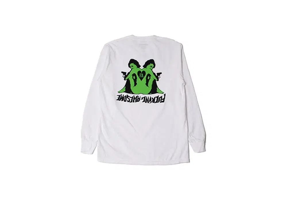 Puckering Awesome kard Long-sleeve white T-shirt M