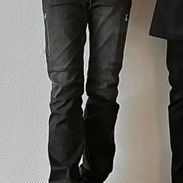 (3)넥스트도어립스 바이커 팬츠 dart biker pants black