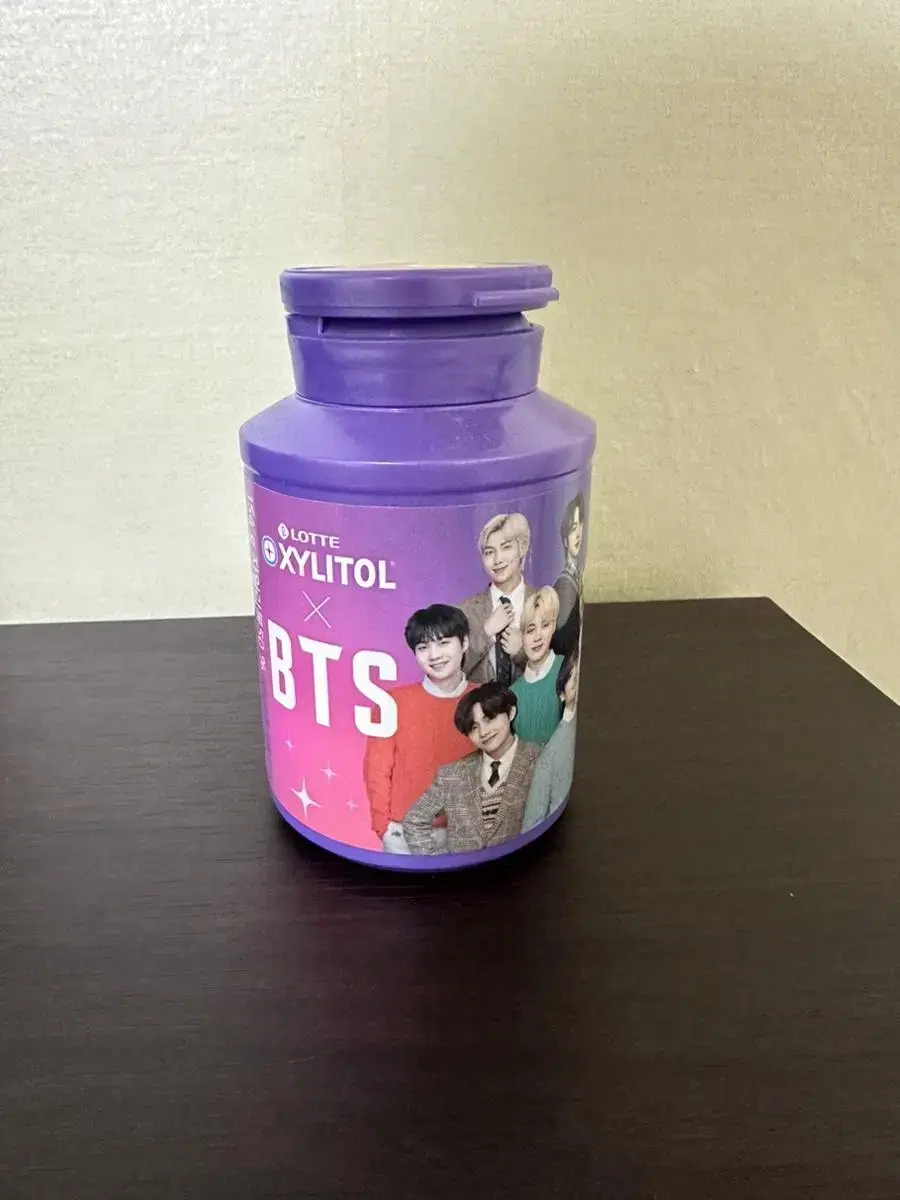 Bangtan gum tins