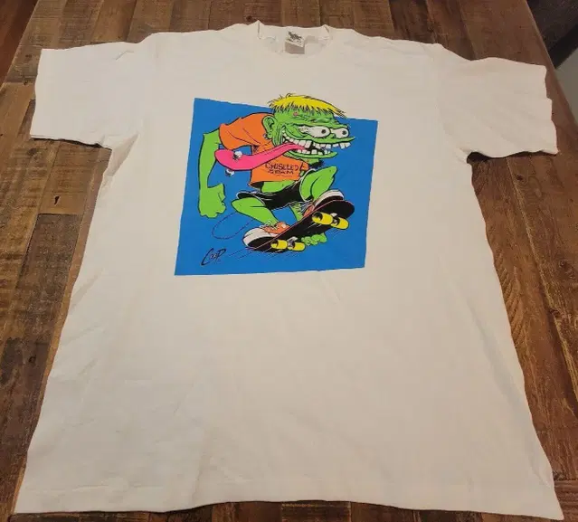 90s coop chiseled spam t shirt (XL)