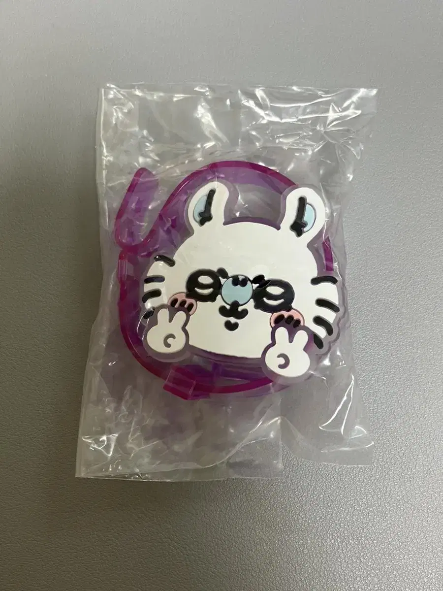 Sells Chiikawa's Munchkin (Momonga) Bracelet