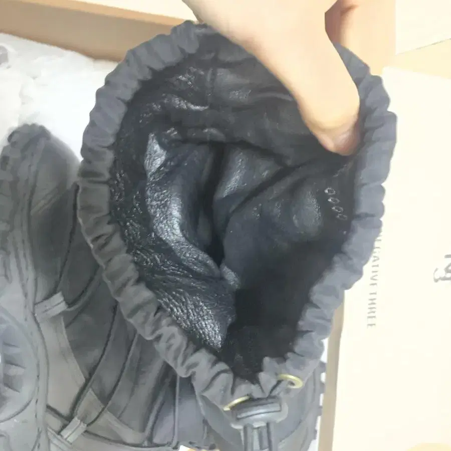 네가티브쓰리 방한부츠 패딩부츠 Mountain padding boots