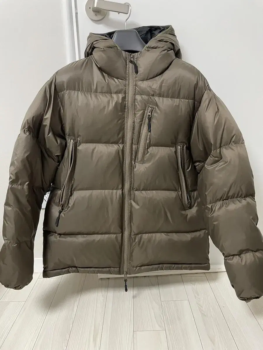 Outstanding Mountain Parka