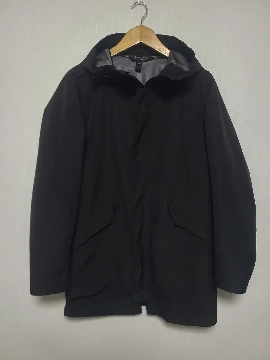 Zaraman Windbreaker M