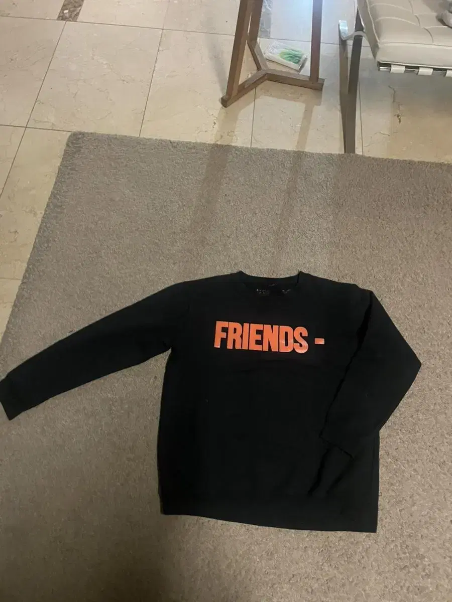 vlone friends 초판 스웻셔츠 L