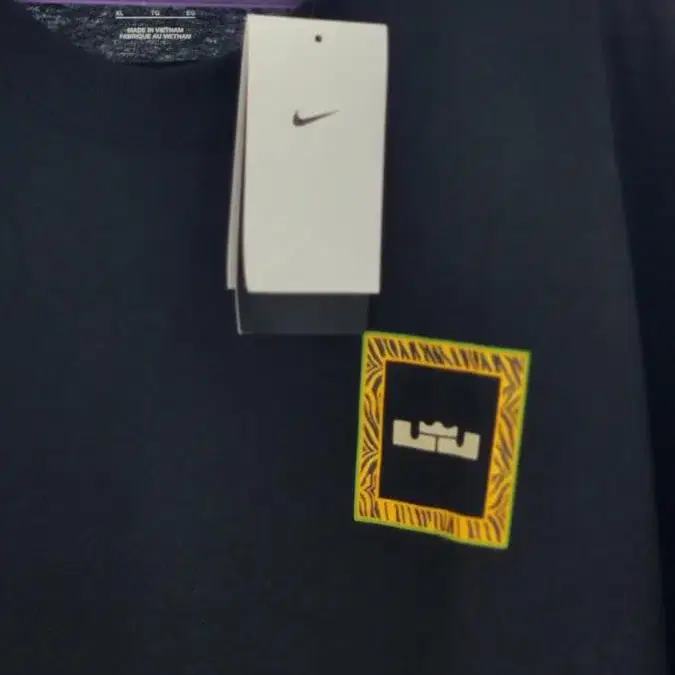 nike Lebron James 반팔 XL