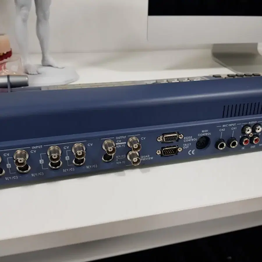 datavideo Digital Video Switcher SE-500