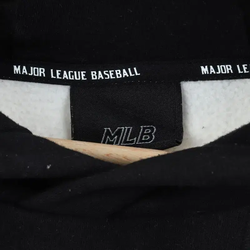 (L) MLB 엠엘비 후드티셔츠 양키즈 블랙 한정판-A4A0