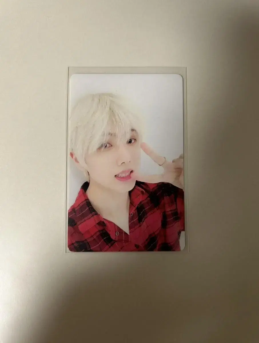 nct u universe yizhiyu 2nd unreleased photocard jisung