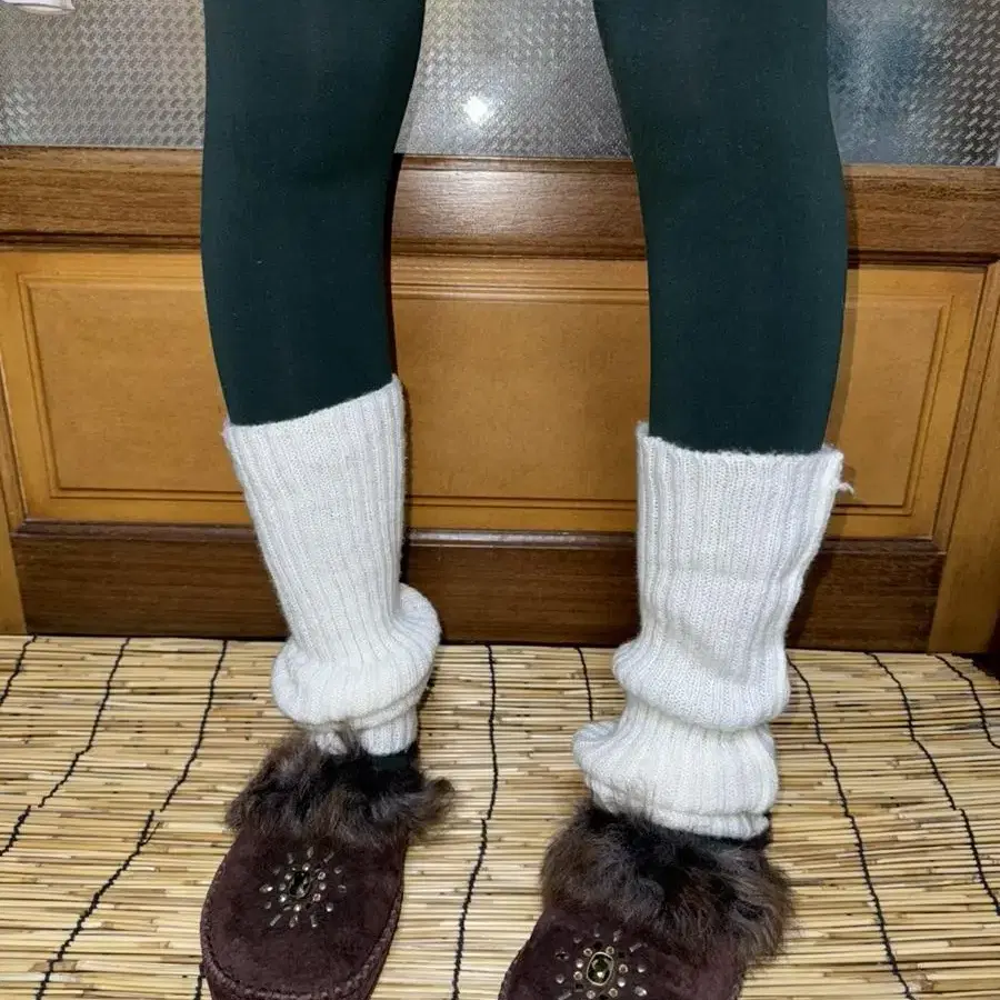 Ugg 240 슬리퍼