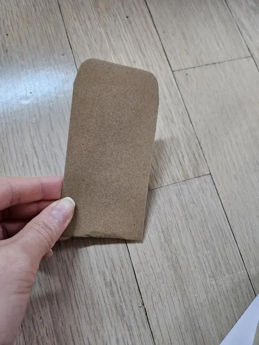 20 mini-envelopes