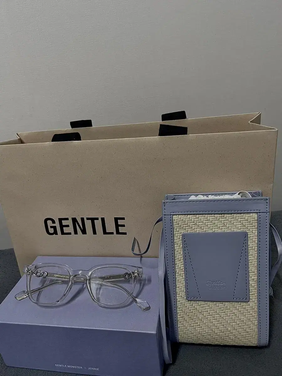 Jennie x Gentle Monster Zen C1