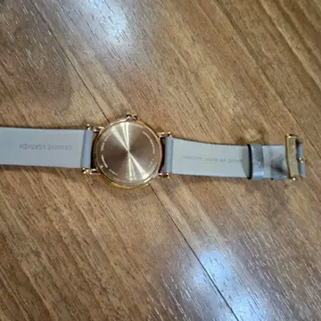 마크제이콥스mbm1266 브랜드 중고거래 플랫폼, 번개장터