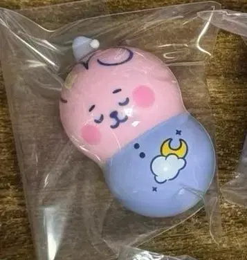 bt21 쿠너츠 쿠넛 오뚝이 피규어