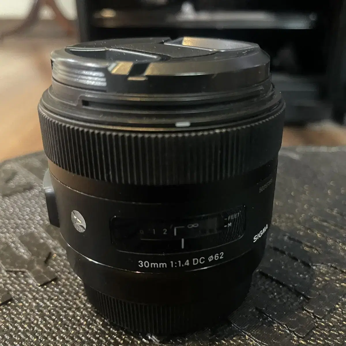 시그마아트 30mm f1.4 캐논마운트 크롭바디