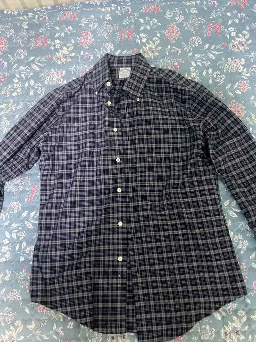 Brooks Brothers Check Shirt M