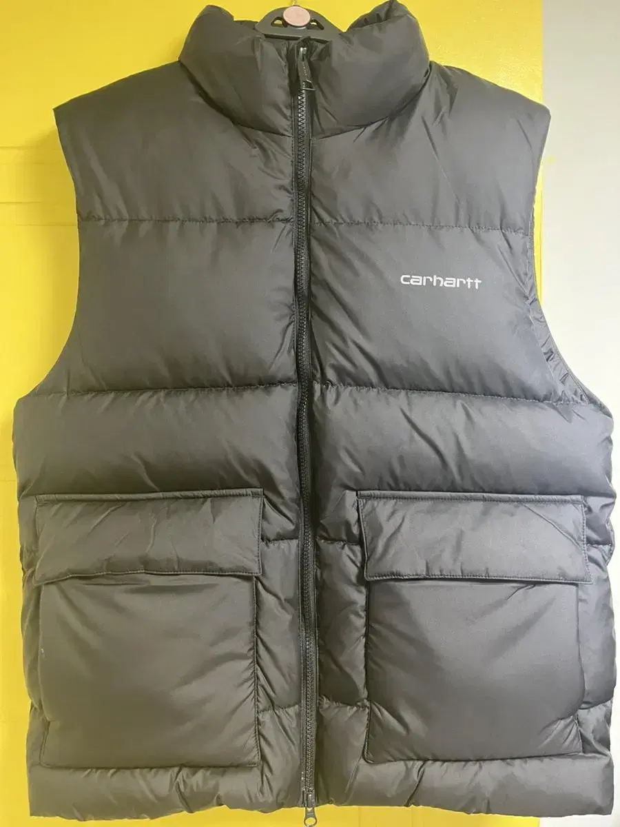 Calhart Whip Springfield Vest Black