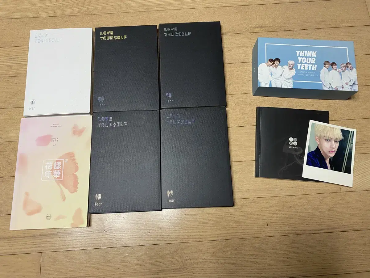 Idol unsealed album sells