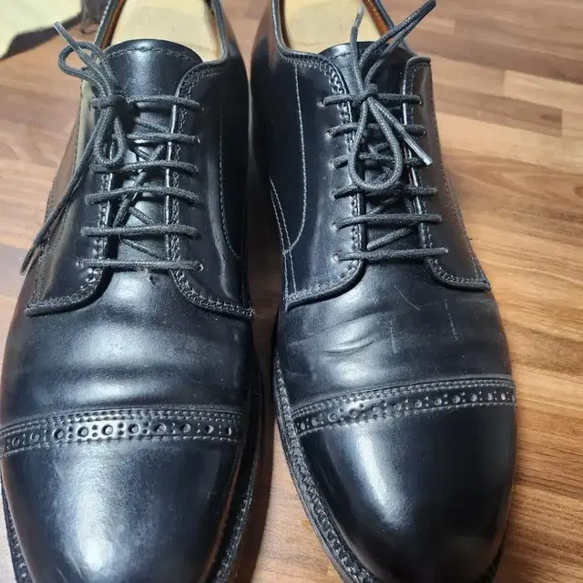 알든 코도반A7503 (STRAIGHT TIP BLUCHER) BLACK