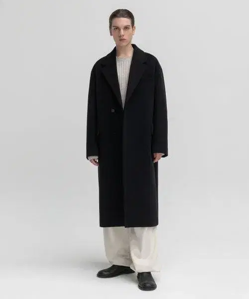 Insilence MTR cashmere double coat black size S is sold out.