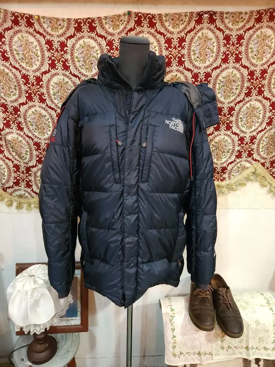 The North Face 700 Summit Series Goose Padded Jumper