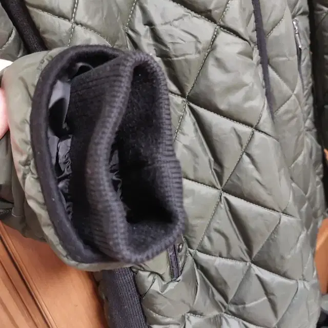 WeatherProof의 Quilted Jacket 두 벌 새상품