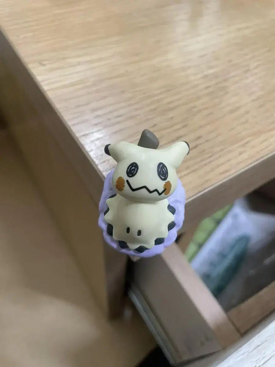 Sells Pokémon Resin Corner Figures