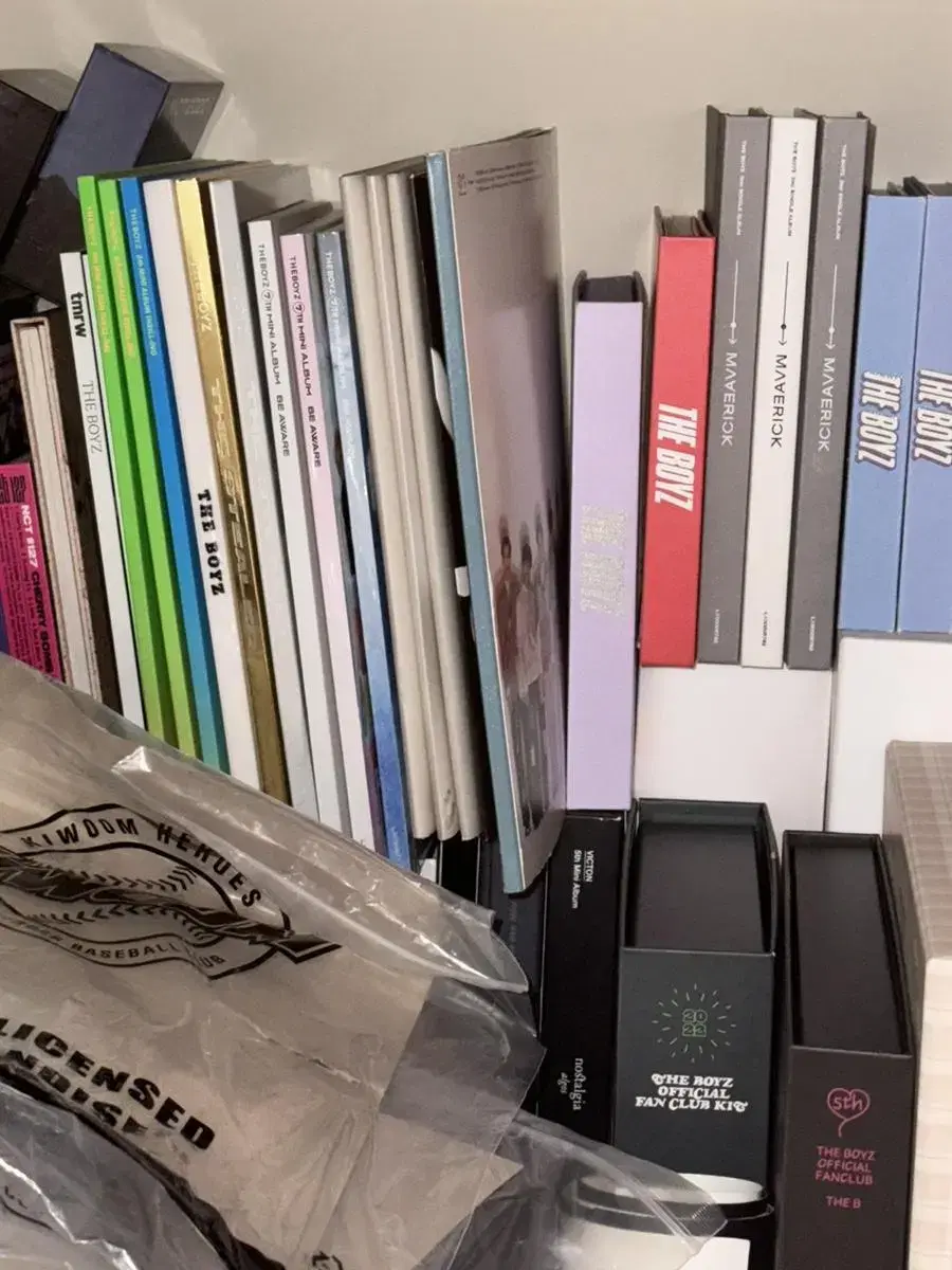 NCT the boyz unsealed Albums