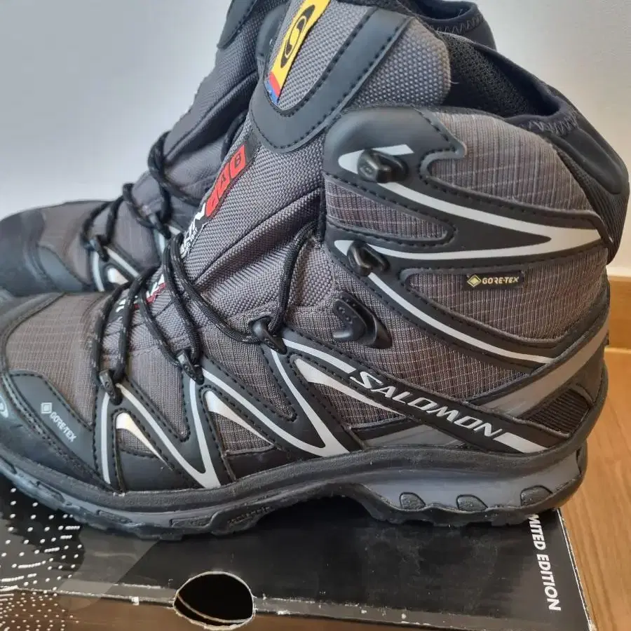 살로몬 Xt-Quest High Gtx Adv