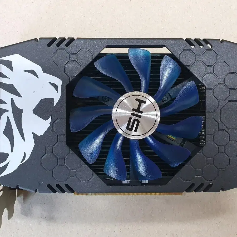 라데온 RX560 2GB 무전원 팝니다.