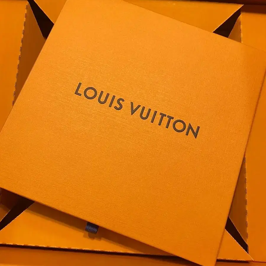 Louis Vuitton 루이비통 LV X YK 페인티드 도트 모노그램