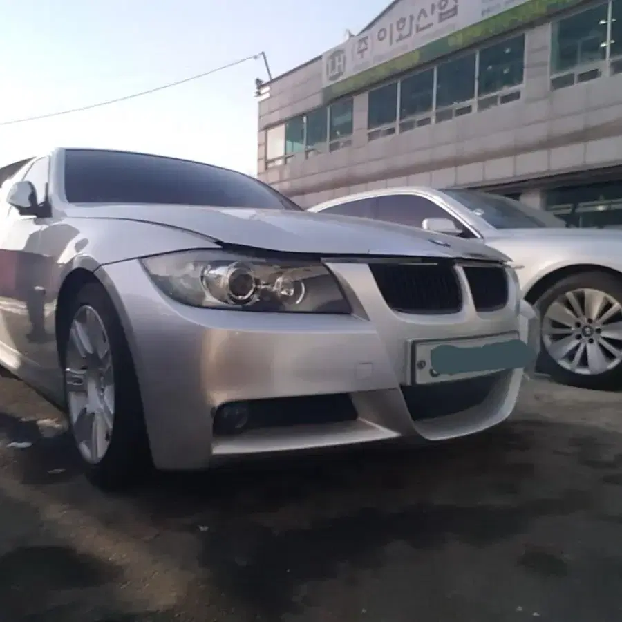 bmw e90 m 스포츠팩 부품판매합니다..