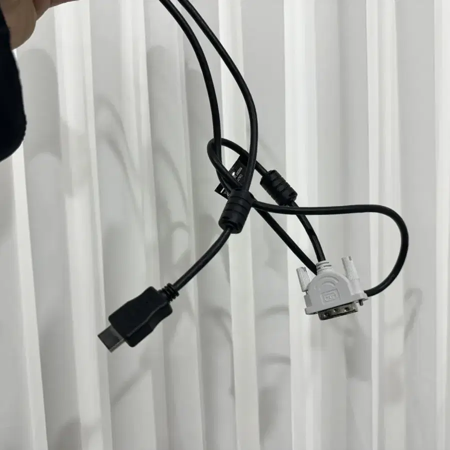 HDMI TO DVI 삼성 케이블