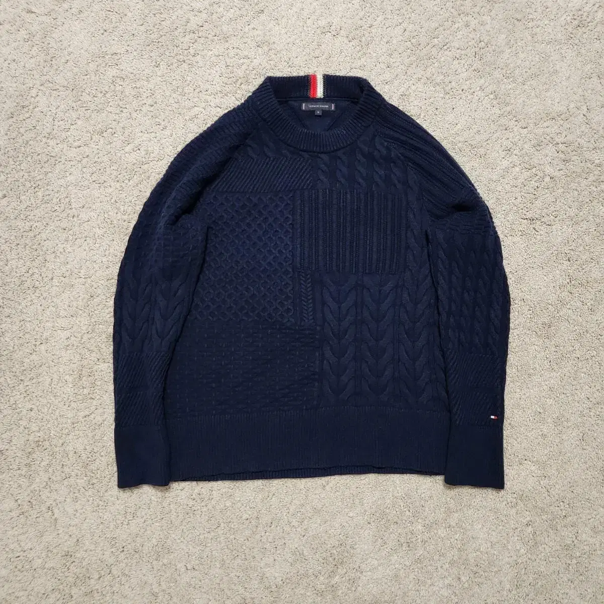 Tommy Wool Blend Cable Knit XL