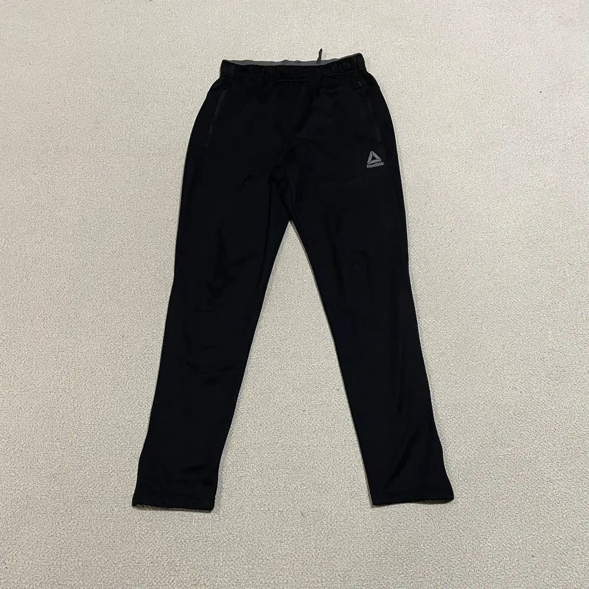 M Reebok Sweatpants N.3335