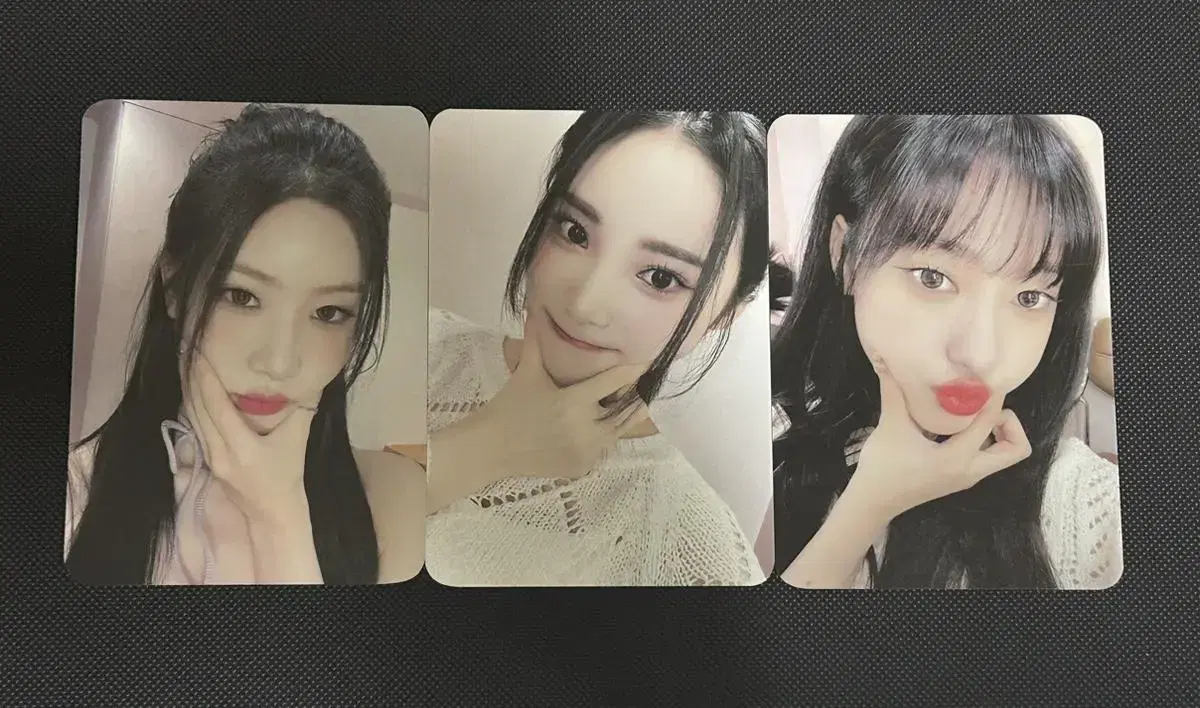 Odd eye circle unreleased photocard